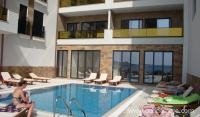 Lux apartman sa bazenom i privatnom plazom, zasebne nastanitve v mestu Saranda, Albania